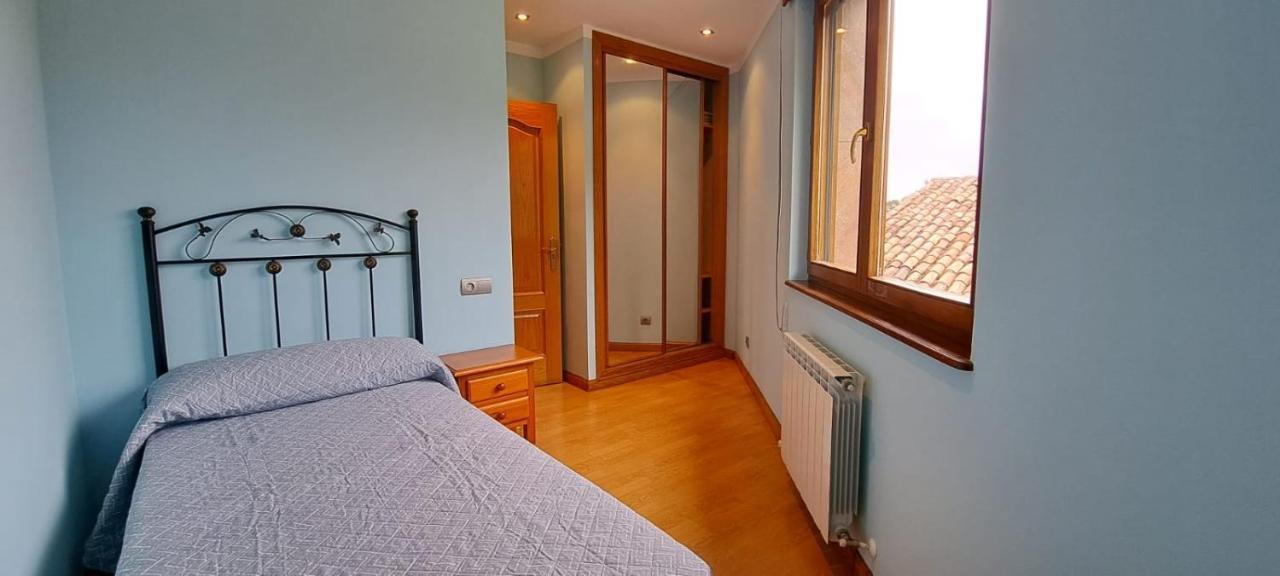 Llanes-Llumedian Villa ภายนอก รูปภาพ